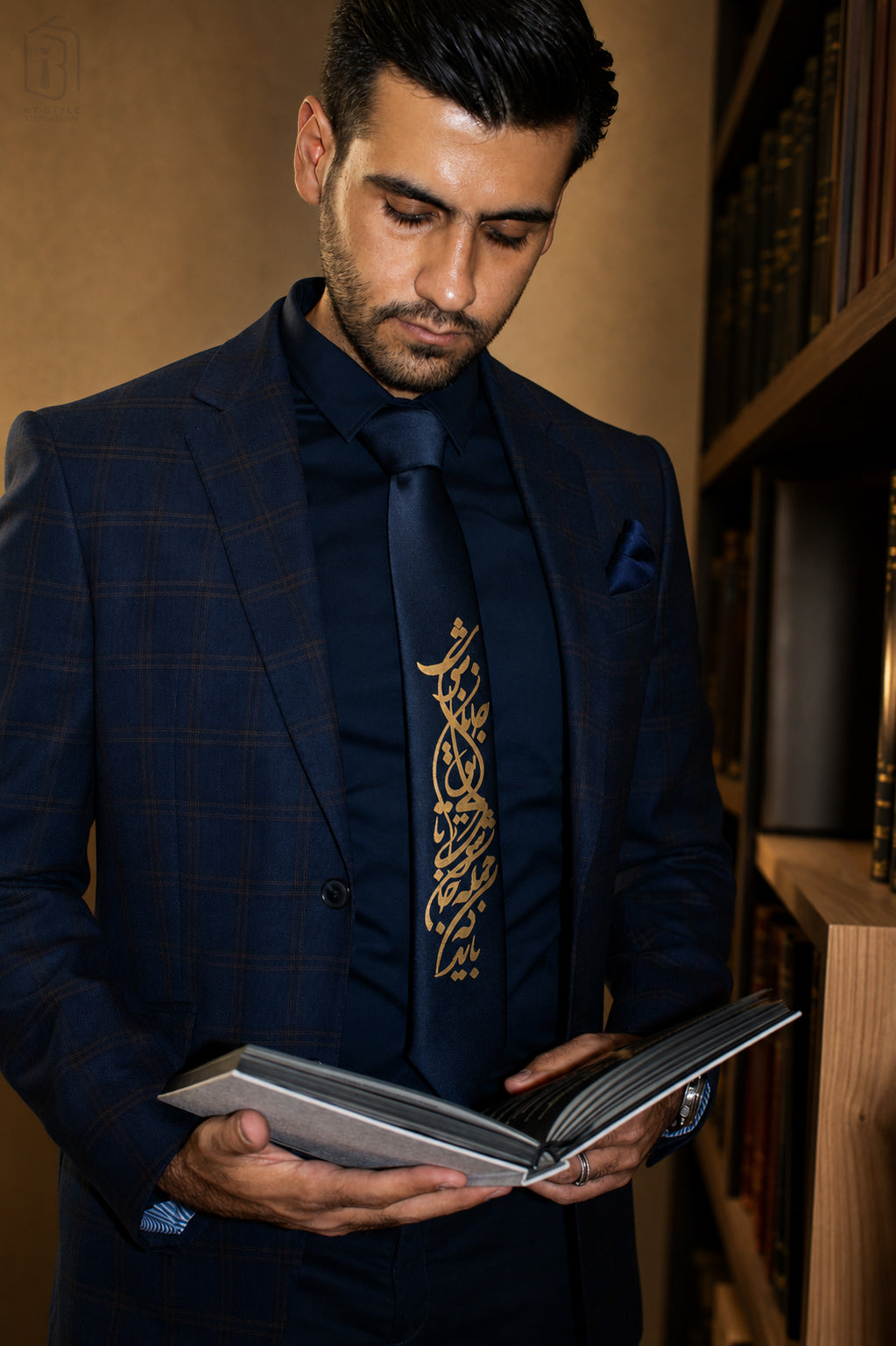 JANAN Persian Poetry Signature Necktie