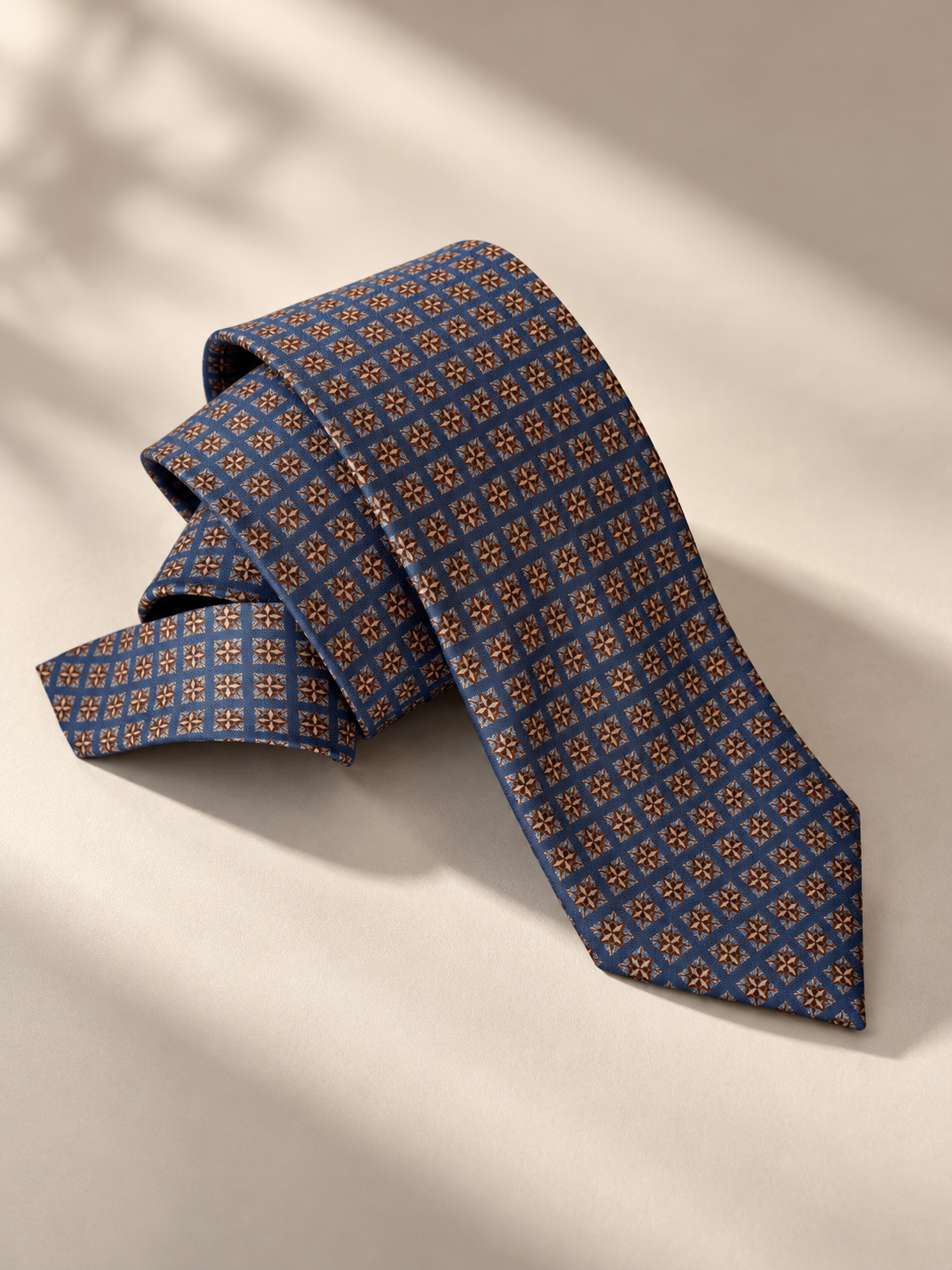 Windsor slate-blue medallion polysilk necktie with chestnut and cream pattern – BT Style Signature